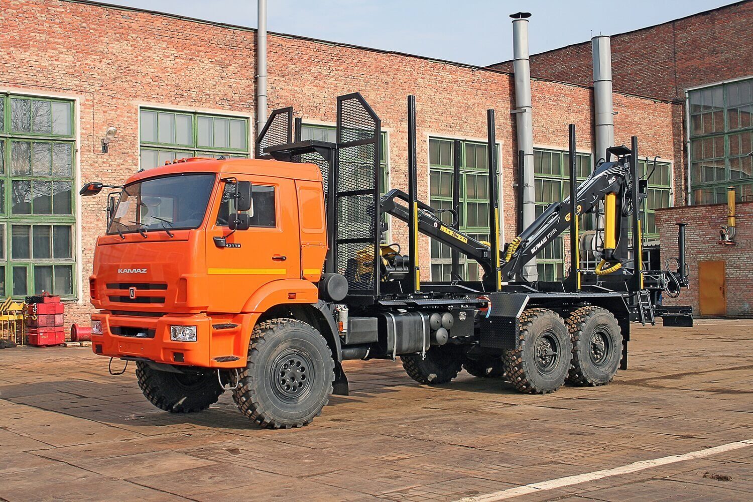 Сортиментовоз КАМАЗ-43118 с ГМУ VM10L74