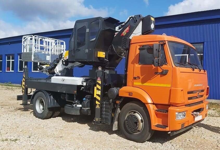 Автовышка Novas-320 на базе КАМАЗ-43253