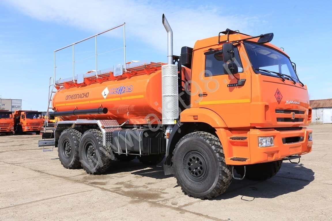 Топливозаправщик (бензовоз) АТЗ 11,2 м3 на шасси КАМАЗ 43118