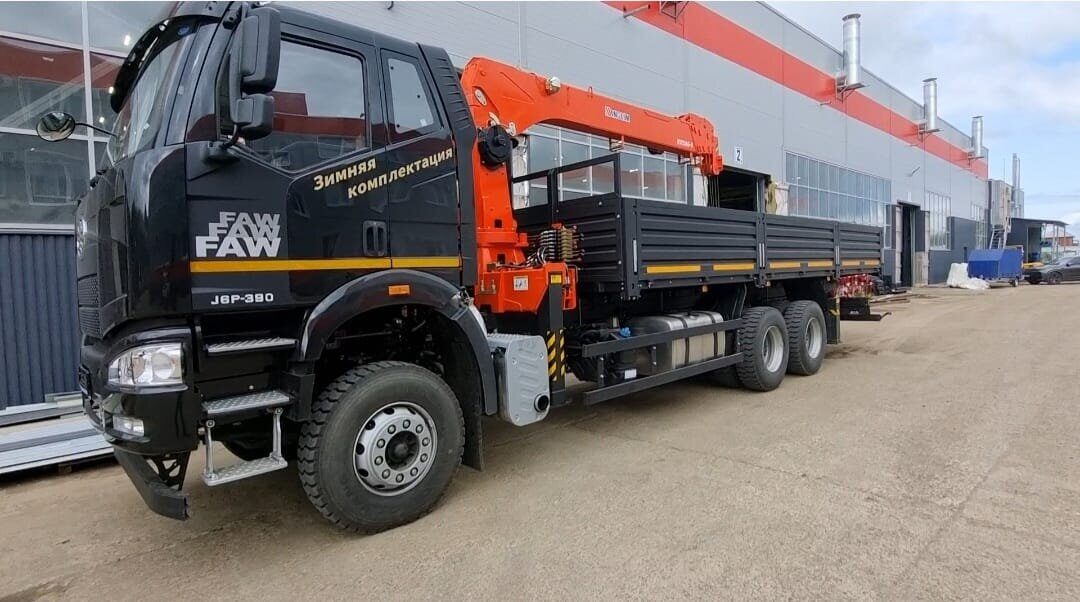 Бортовой FAW 3250 (6x4) с КМУ Kanglim 1256