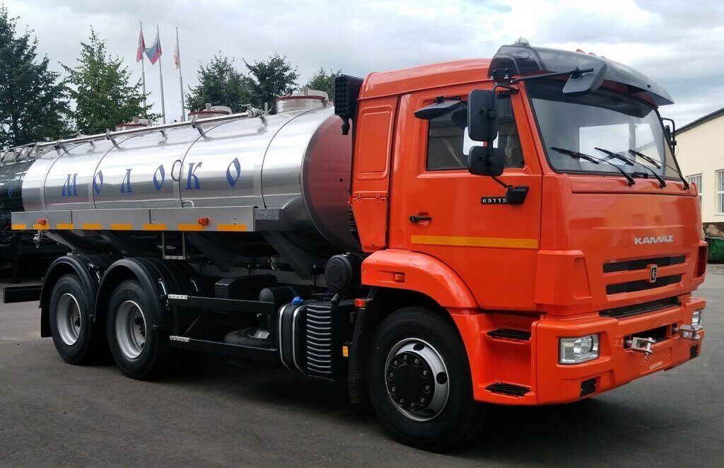 Молоковоз (водовоз) на базе КАМАЗ-65115 (цистерна 14000 л)