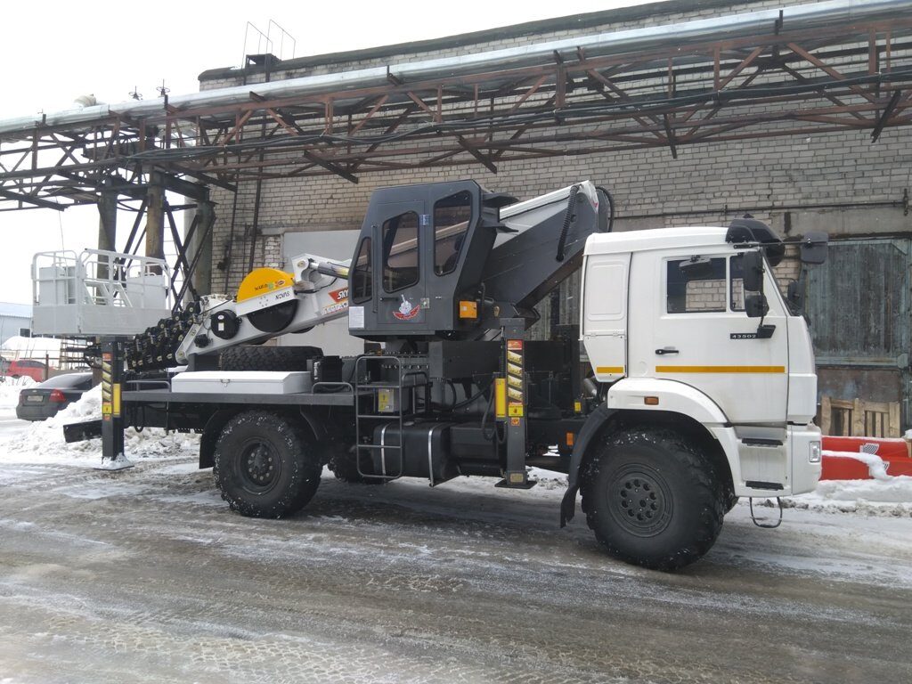 Автовышка Novas-350 на базе КАМАЗ-43502