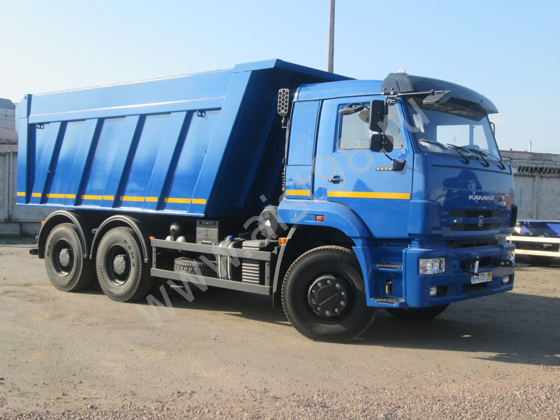 Самосвал КАМАЗ 6520-6041-53