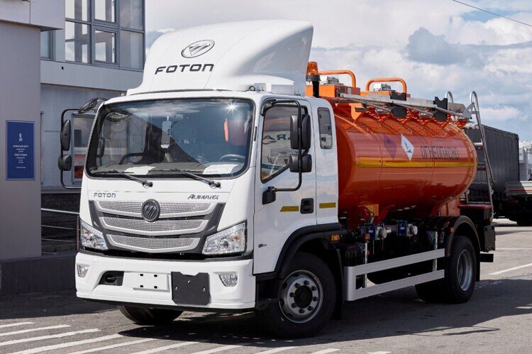 Автотопливозаправщик АТЗ-8 на шасси FOTON S120